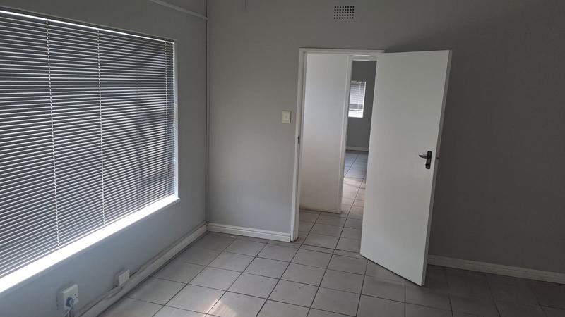 To Let commercial Property for Rent in Walmer Eastern Cape
